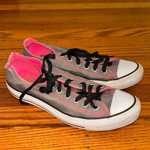Converse Grey and Pink Low Top Lace up Sneakers - Women’s Size 8
